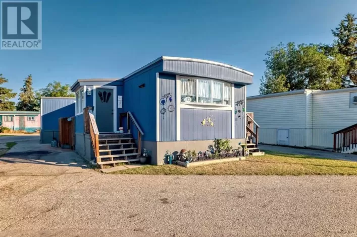 422, 3223 83 Street, Calgary