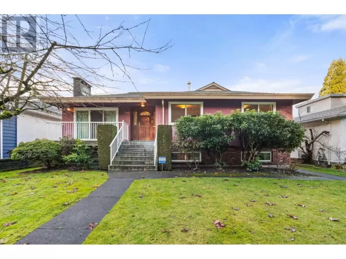 4651 W 16TH AVENUE, Vancouver