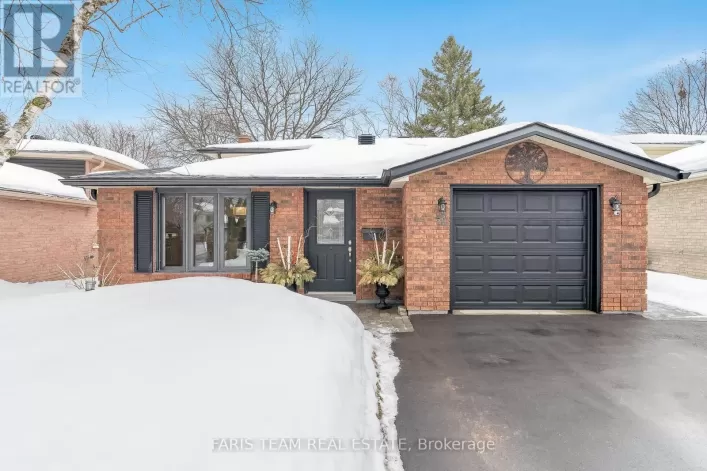 49 RIDGEWAY AVENUE, Barrie