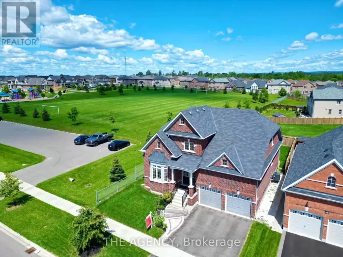 50 GRADY DRIVE, Clarington (Newcastle)