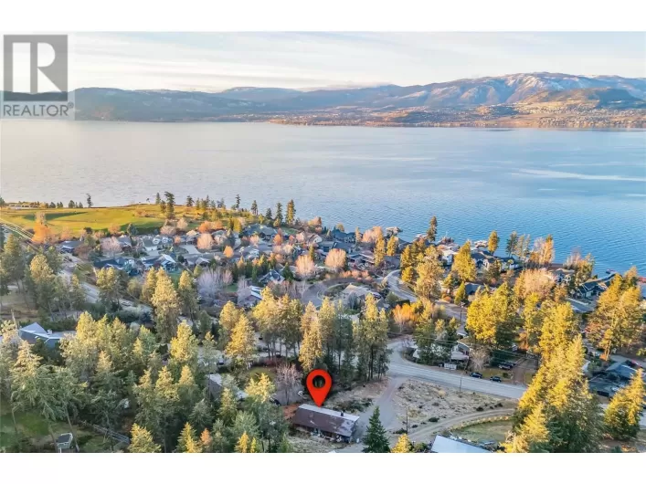 5127 Lakeshore Road, Kelowna