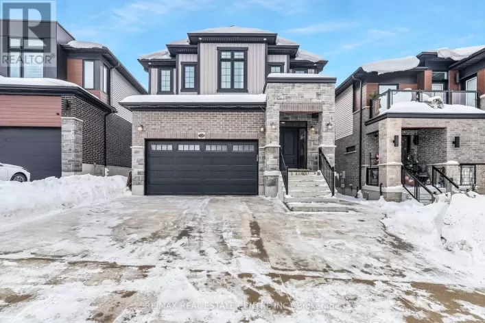 528 NATHALIE CRESCENT, Kitchener