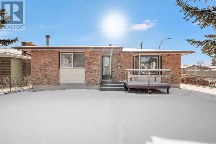 5703 Rundlehorn Drive NE, Calgary