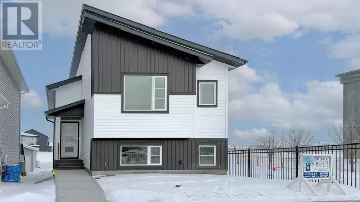 6 Memorial Parkway SW, Rural Red Deer County