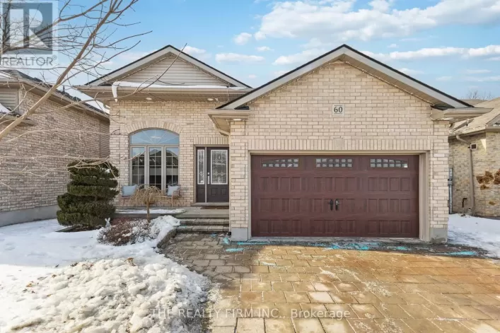 60 BRIDLE PATH, Strathroy-Caradoc