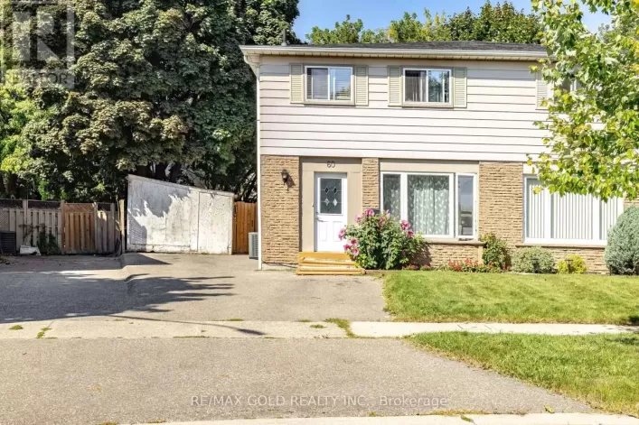 60 CHIPWOOD CRESCENT, Brampton (Madoc)