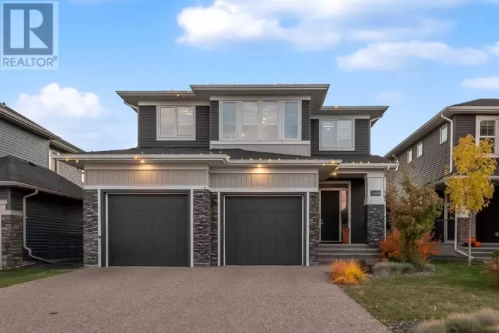 608 west lakeview Drive, Chestermere