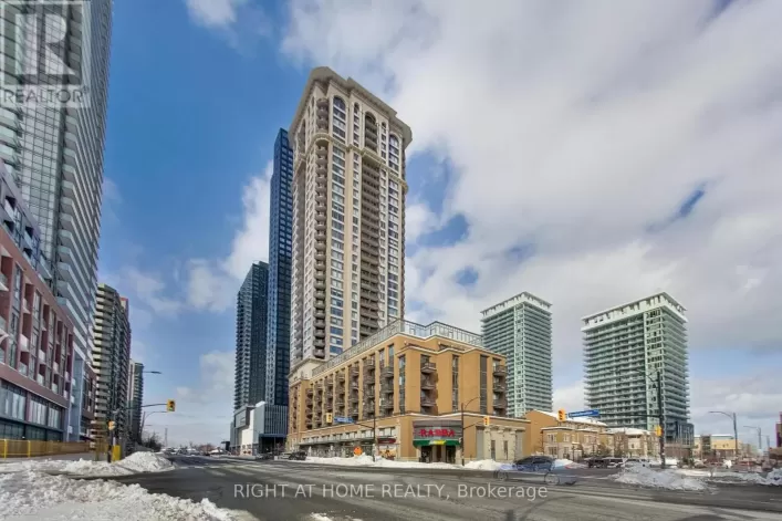 621 - 385 PRINCE OF WALES DRIVE, Mississauga