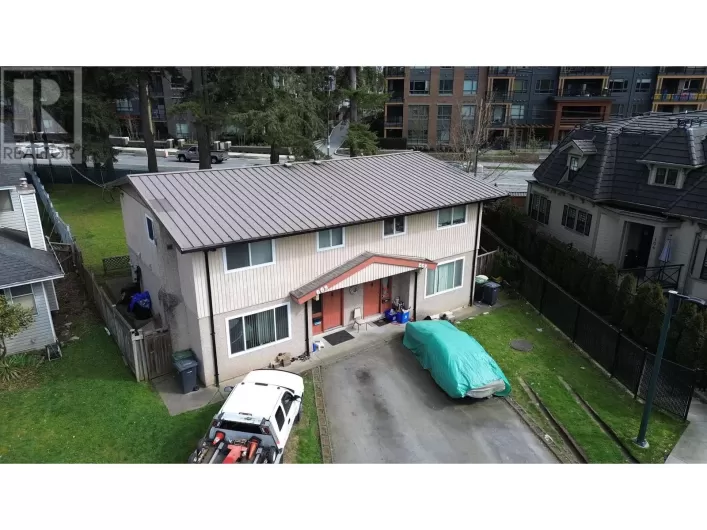 663-665 HARRISON AVENUE, Coquitlam