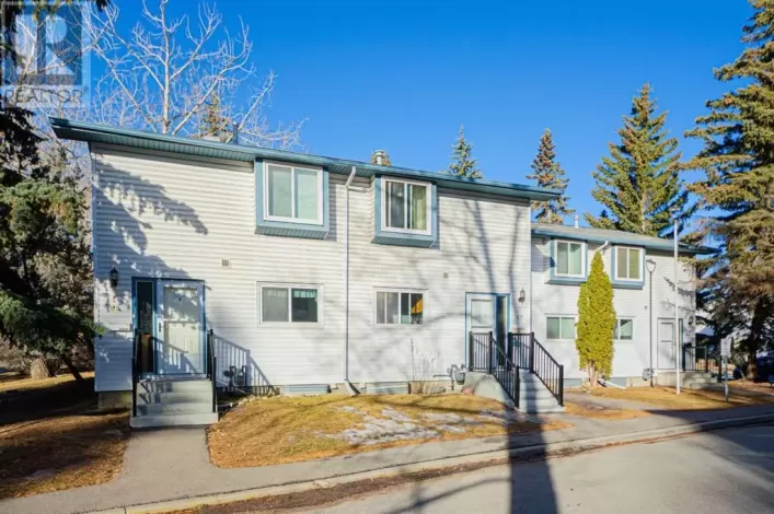 67, 4810 40 Avenue SW, Calgary