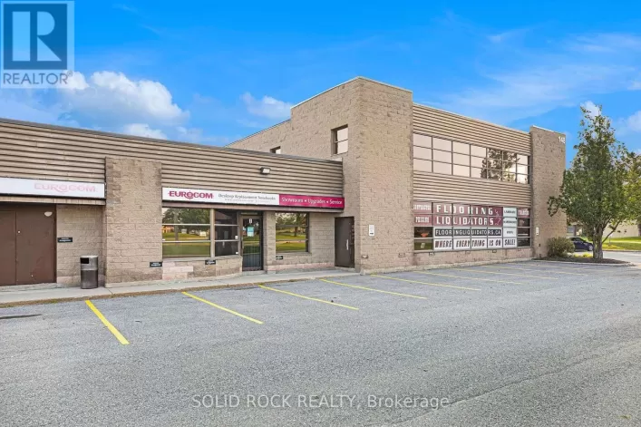 6,8 - 148 COLONNADE ROAD, Ottawa