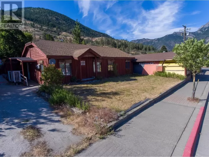 705 MAIN Street, Lillooet