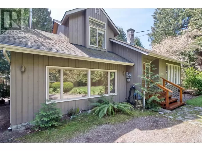 7309 REDROOFFS ROAD, Halfmoon Bay