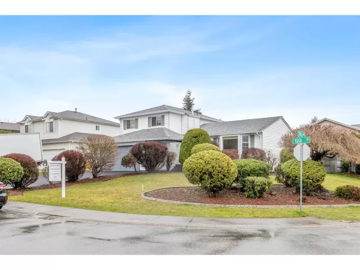 7470 123 STREET, Surrey