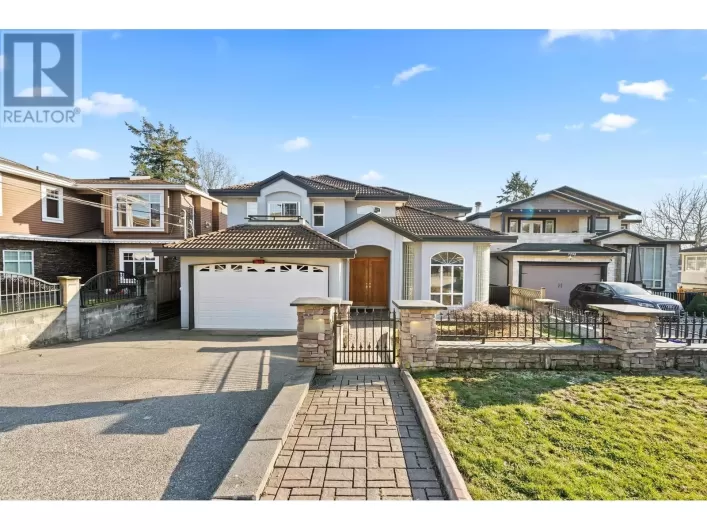 7806 12TH AVENUE, Burnaby