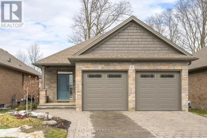 8 - 159 COLLINS WAY, Strathroy-Caradoc