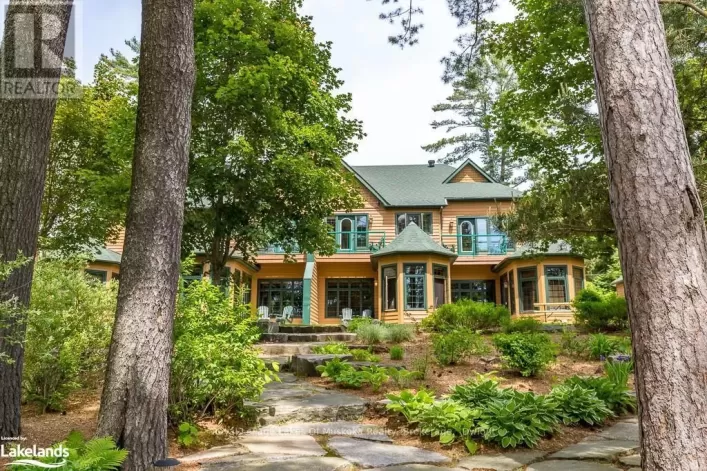 8 FXD W - 1111 DWIGHT BEACH ROAD, Lake of Bays