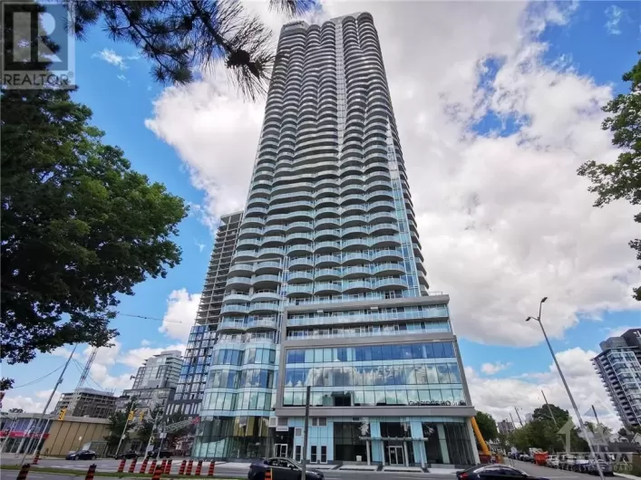 805 CARLING AVENUE UNIT#1401, Ottawa