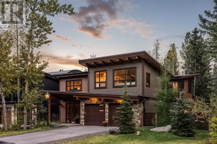 825 14th Street, Canmore