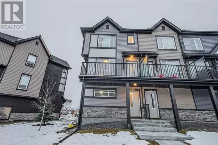 826 Belmont Drive SW, Calgary