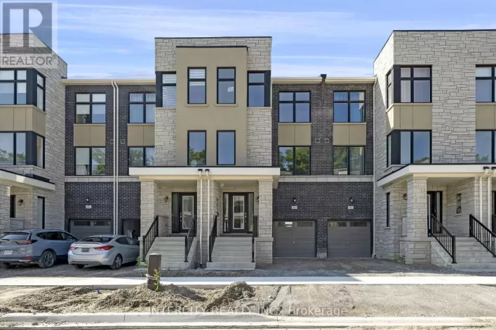 83 PUISAYA DRIVE, Richmond Hill