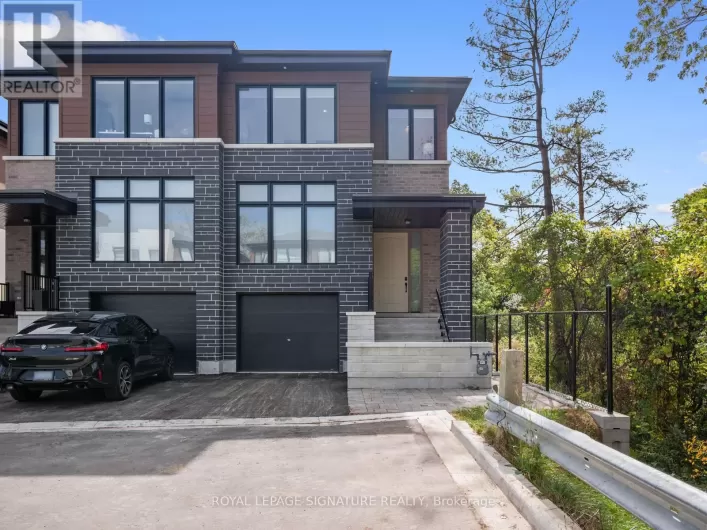 9 DIREZZE COURT W, Richmond Hill