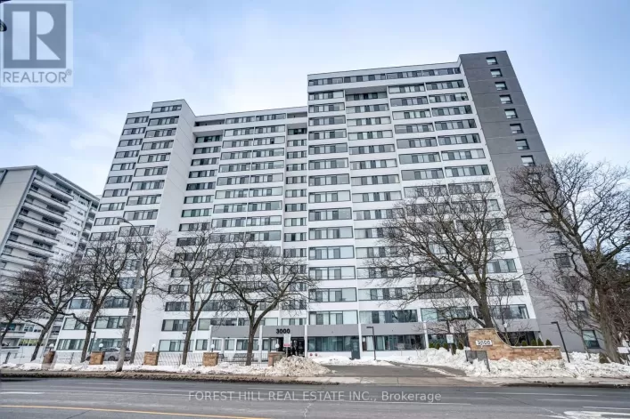 904 - 3000 BATHURST STREET, Toronto