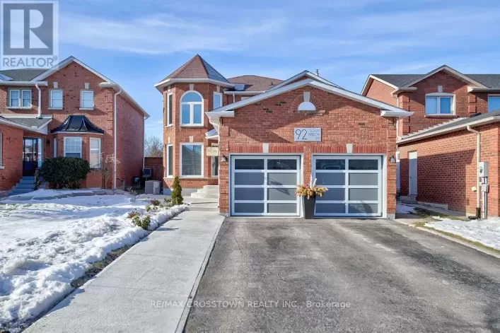 92 GOLDEN MEADOW ROAD, Barrie