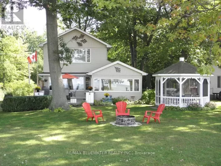 9714 LAKE ROAD, Lambton Shores