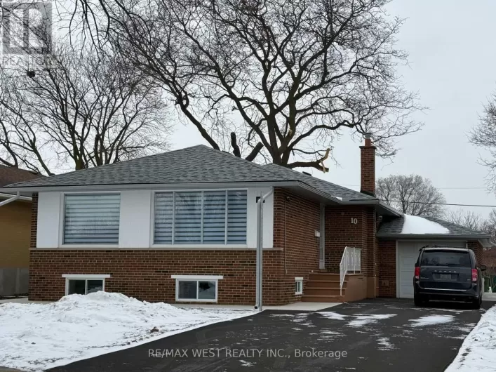 BSMT - 10 TYNEVALE DRIVE, Toronto